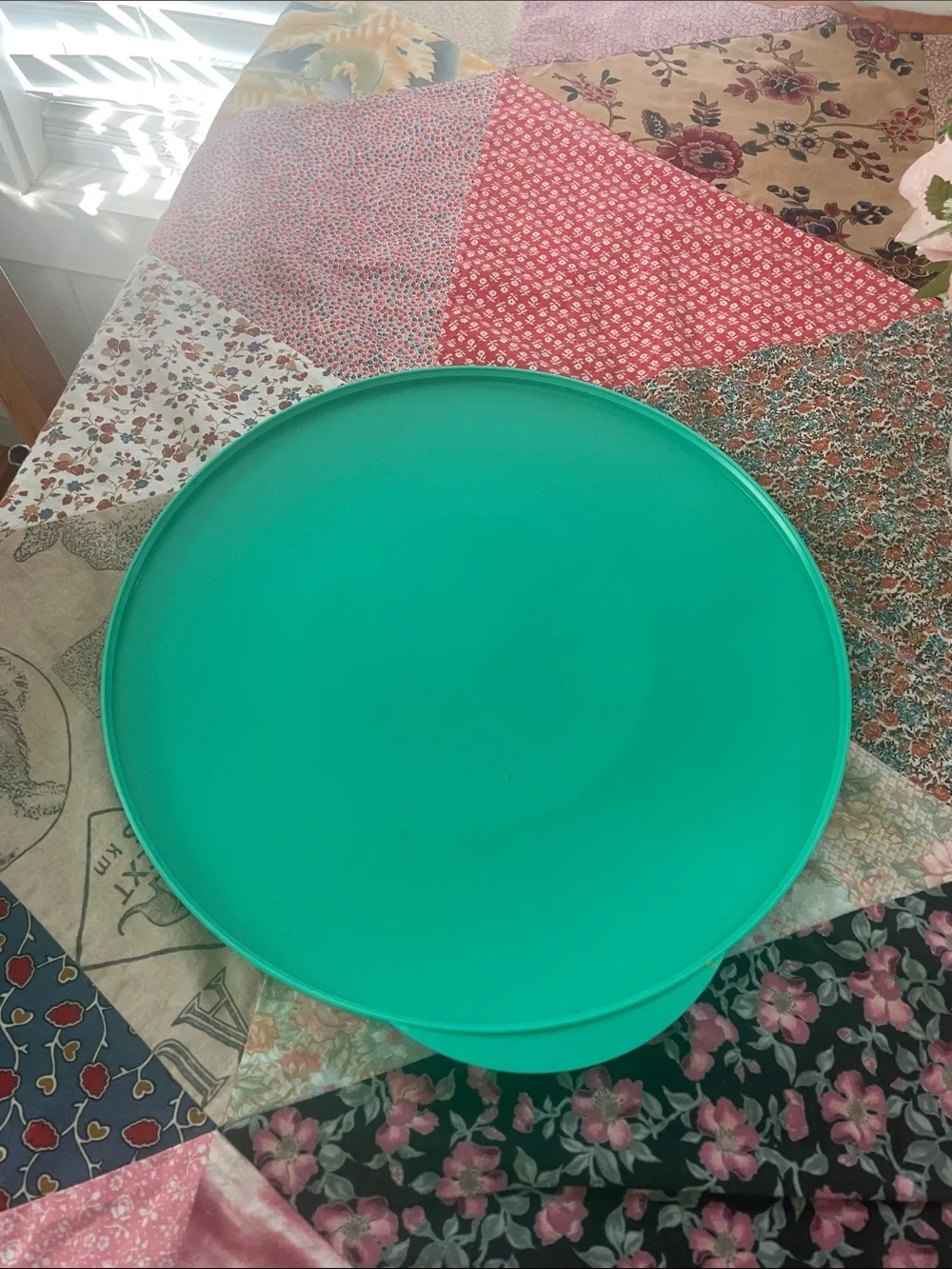 Tupperware container